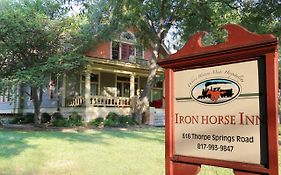 Iron Horse Bed And Breakfast Granbury